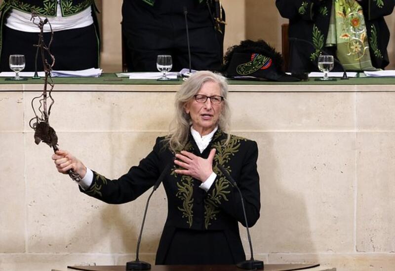 Сюртуки вернулись в моду