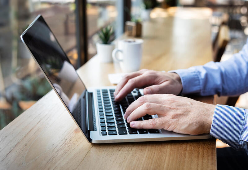 В работе соцсети X произошел сбой