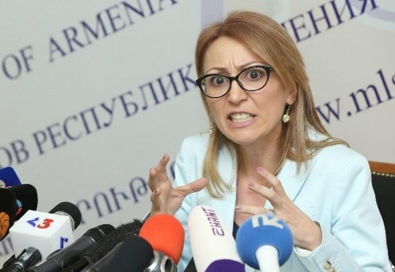 Страна для жизни - но только для своих.