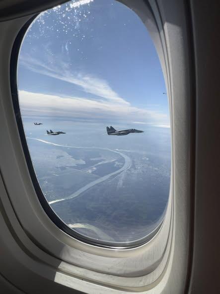 Serbiya qırıcıları Prezident İlham Əliyevin təyyarəsini müşayiət edib