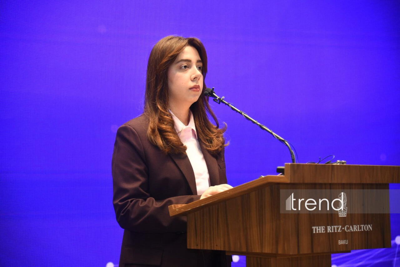 В Баку проходит открытие международной образовательной программы IT SkillSprint