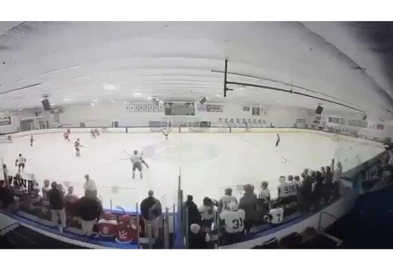 Стрельба во время хоккейного матча в США,