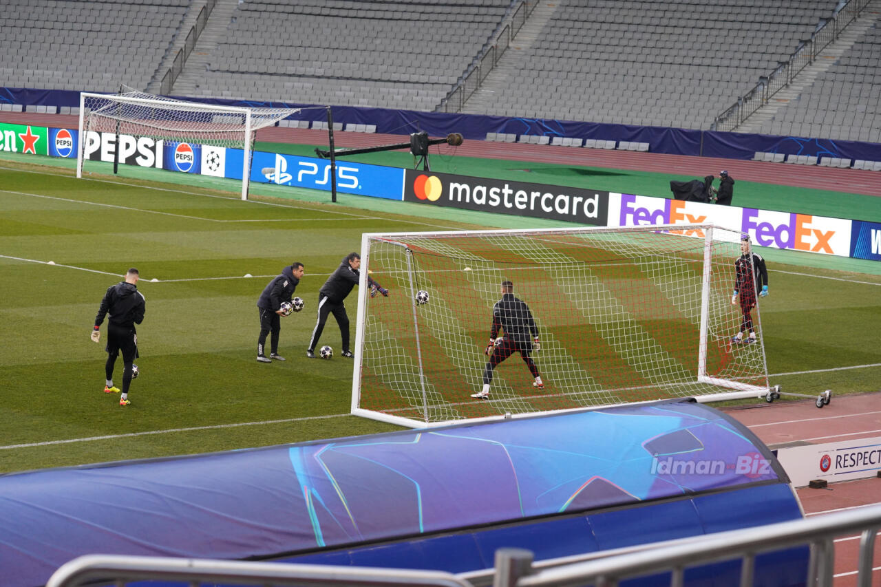 "Карабах" провел тренировку в преддверии матча с "Ньюкаслом"