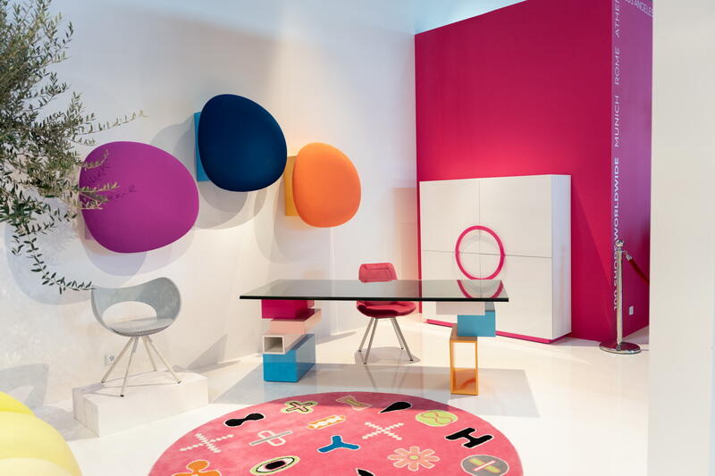 KARE презентует коллекцию «Fluid Realities», созданную совместно с Каримом Рашидом