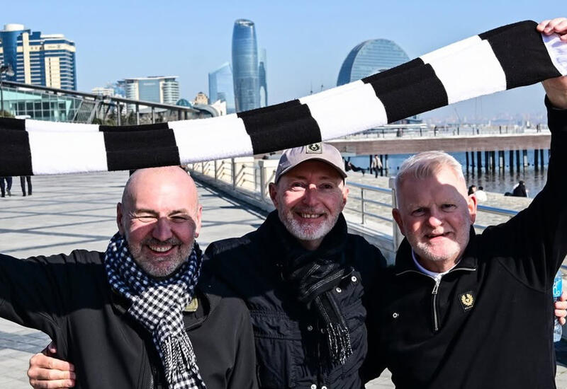 Фанаты "Ньюкасла" в Баку перед матчем с "Карабахом"