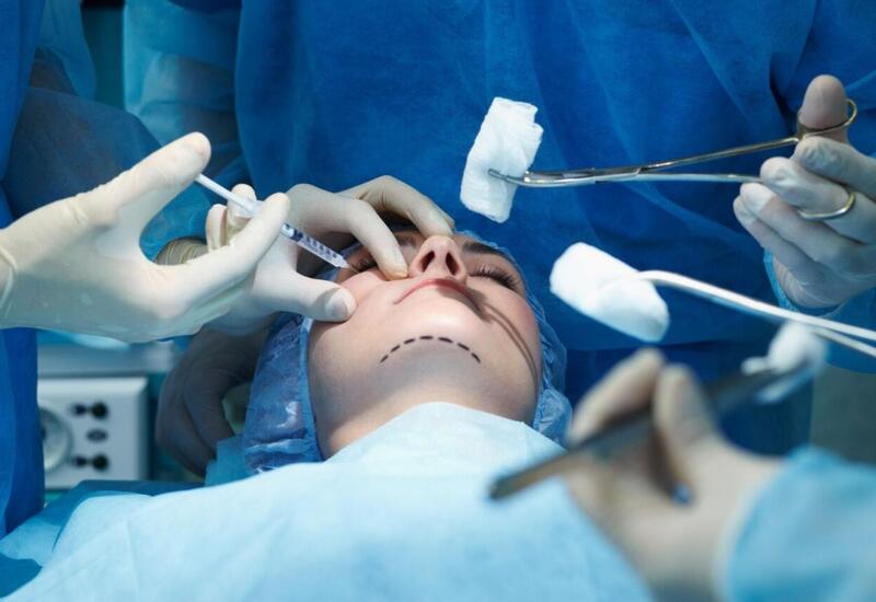 Только этим пластическим хирургам разрешено работать в Азербайджане