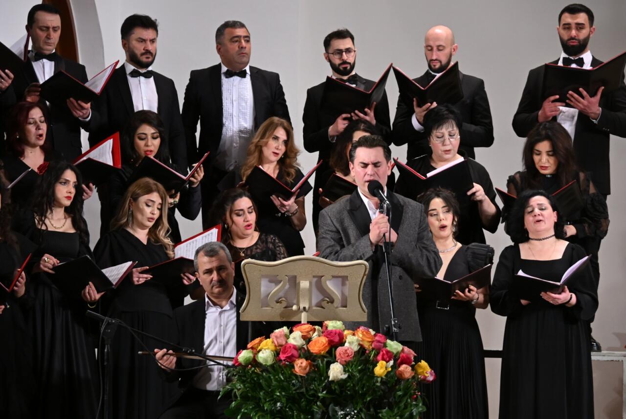 В Баку торжественно отметили юбилей народной артистки Гюльбаджи Имановой