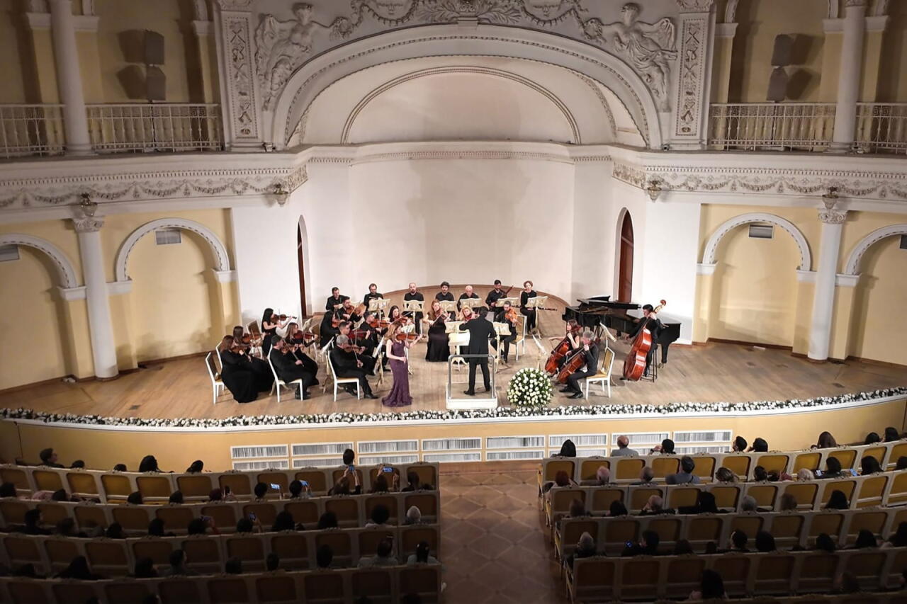 Бакинский вечер - лунная соната, шотландские песни и магия Бетховена