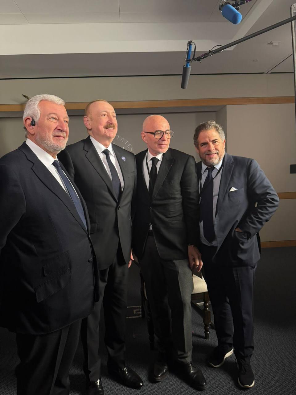 Президент Ильхам Алиев в кулуарах заседания Совета мира в Вашингтоне