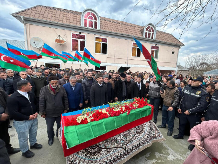 Останки считавшихся пропавшими без вести шехидов Первой Карабахской войны захоронены в Гейчае, Уджаре и Исмаиллы