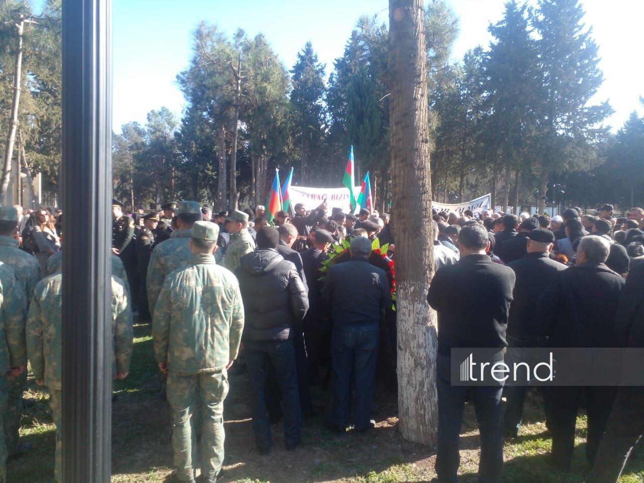 İtkin-şəhid Şahin Kərimov 33 il sonra dəfn edilib