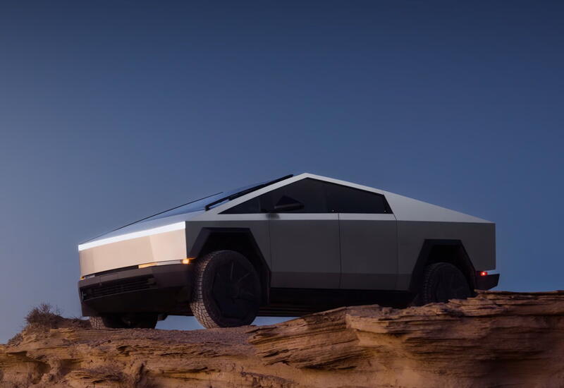 Tesla ən ucuz "Cybertruck" elektromobillərini satışa çıxarıb