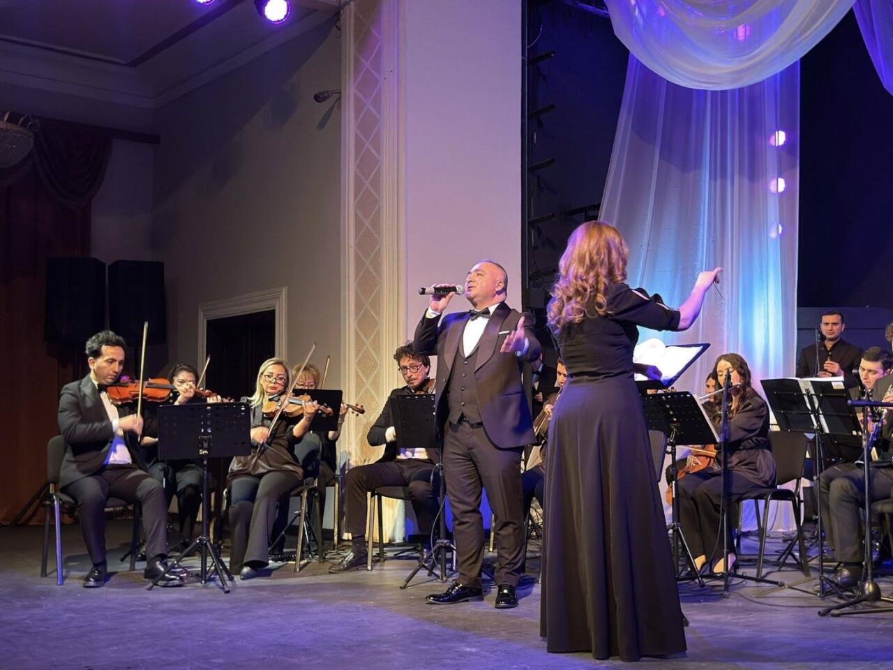 В Баку представлено кино без экрана, но с сердцем и вдохновением…