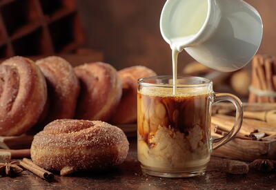 Как приготовить кофе на завтрак: <span class="color_red">12 способов начать утро по-новому</span>