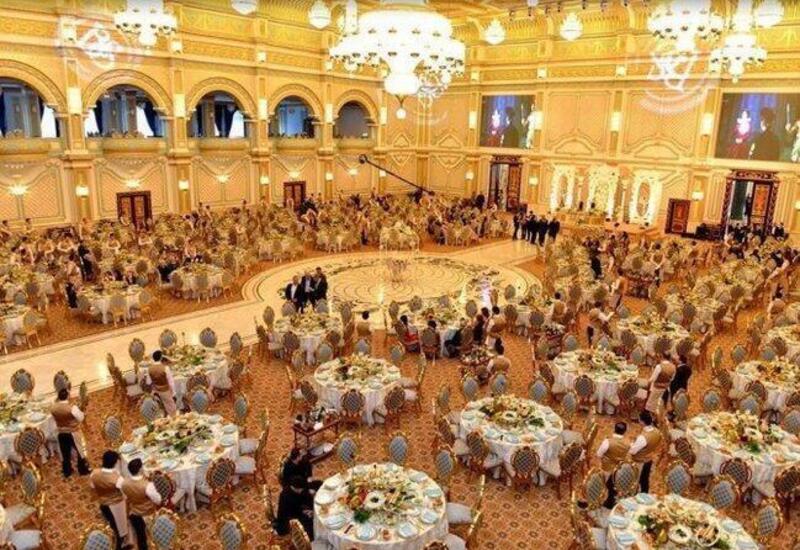 Ramazan ayı Bakıdakı şadlıq evlərini çöktürdü