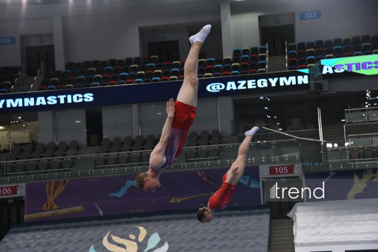 В Баку проходит Кубок мира по прыжкам на батуте и тамблингу