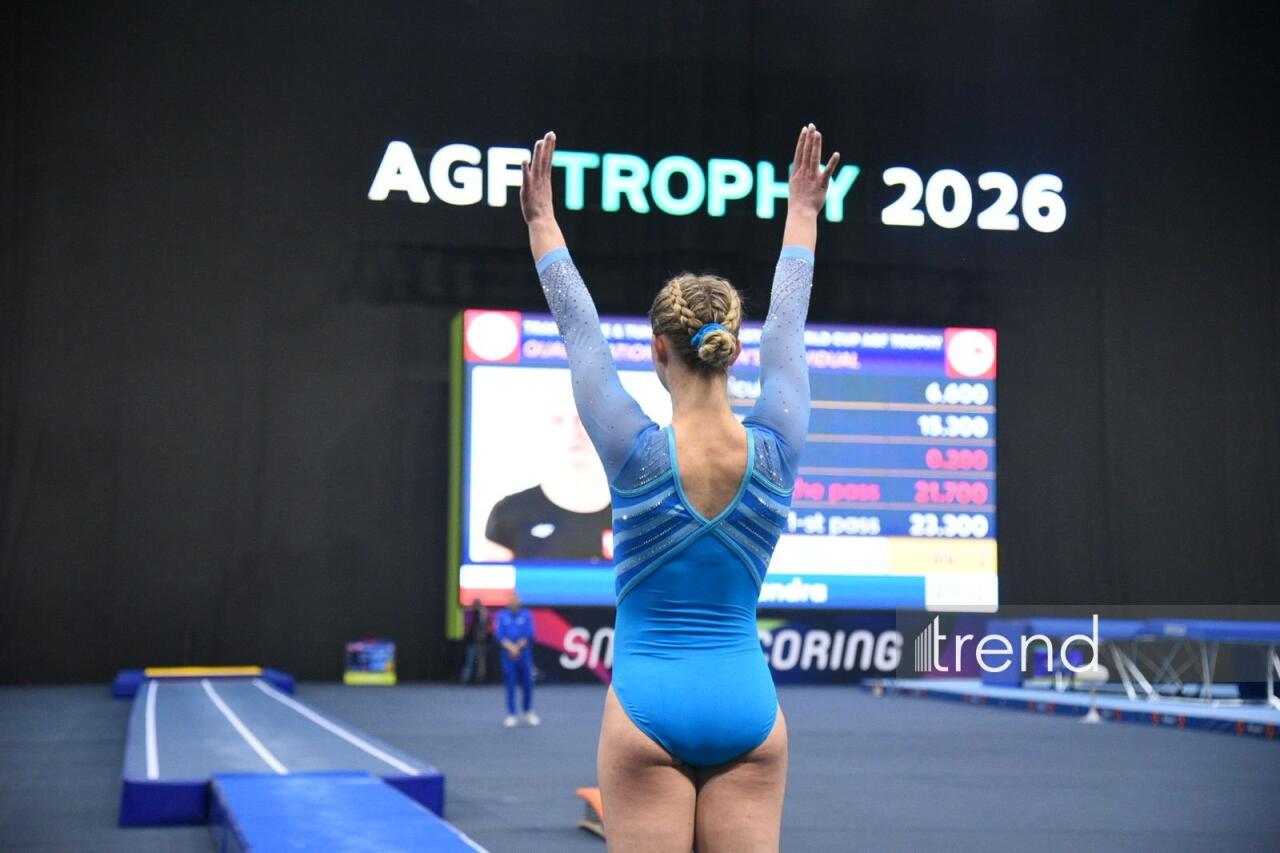 В Баку проходит Кубок мира по прыжкам на батуте и тамблингу