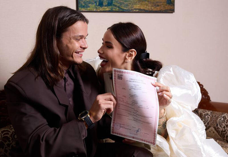 Блогерша Айза вышла замуж