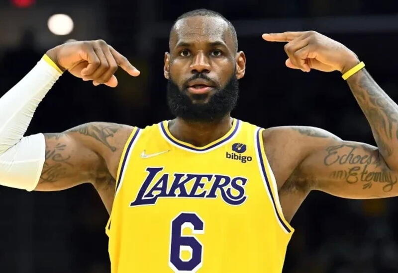 Леброн Джеймс первым в НБА набрал 43 000 очков