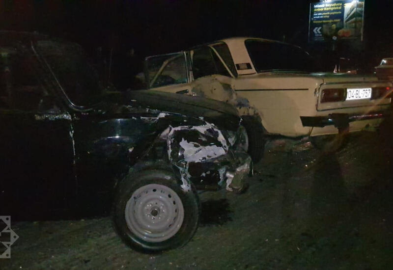 В Гёйчае три машины столкнулись в цепном ДТП