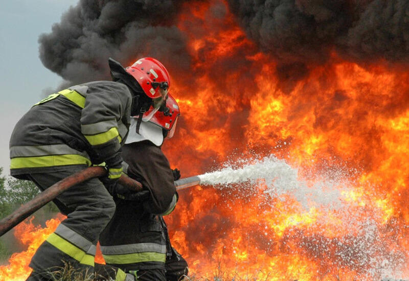 Взрыв произошел в цветочном магазине в Баку