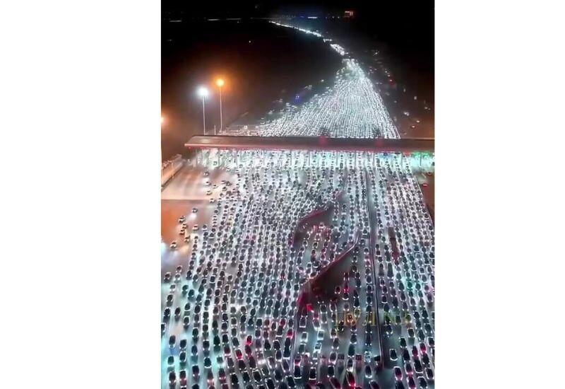 В Китае начался пик обратных поездок