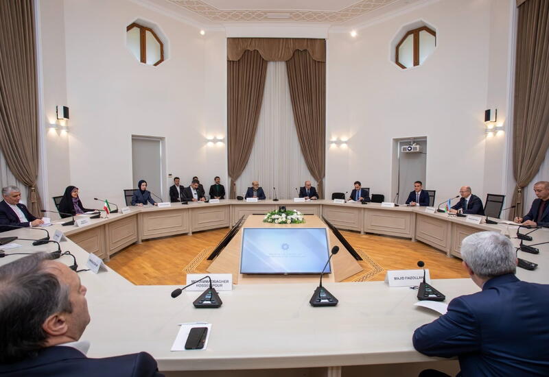 Азербайджан и Иран обсудили совместные энергопроекты