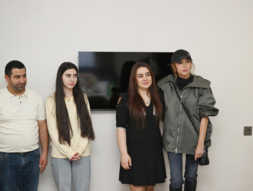 Prezident İlham Əliyev və Birinci xanım Mehriban Əliyeva Xocavənd kəndində görülmüş işlərlə tanış olublar