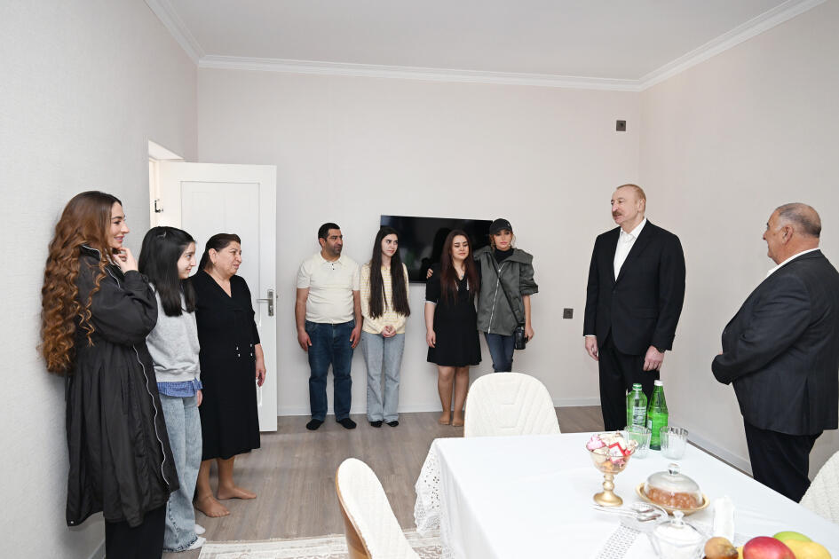 Prezident İlham Əliyev və Birinci xanım Mehriban Əliyeva Xocavənd kəndində görülmüş işlərlə tanış olublar