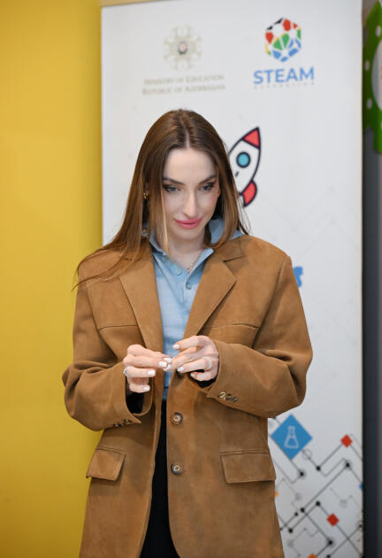 Leyla Əliyeva və Alena Əliyeva Quba şəhərində internat tipli ümumtəhsil məktəbini və STEAM mərkəzini ziyarət ediblər