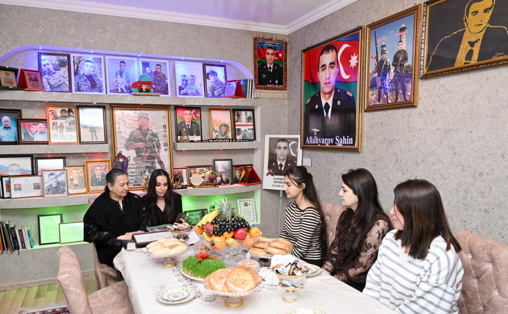 Лейла Алиева посетила семью Героя Отечественной войны Шахина Аллахъярова