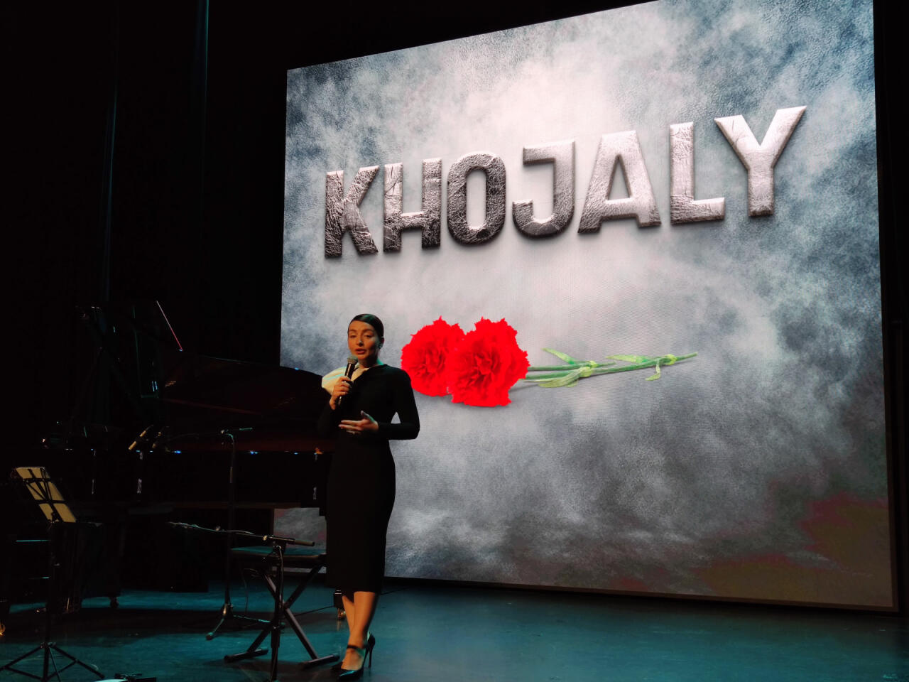 В Париже почтили память жертв Ходжалы