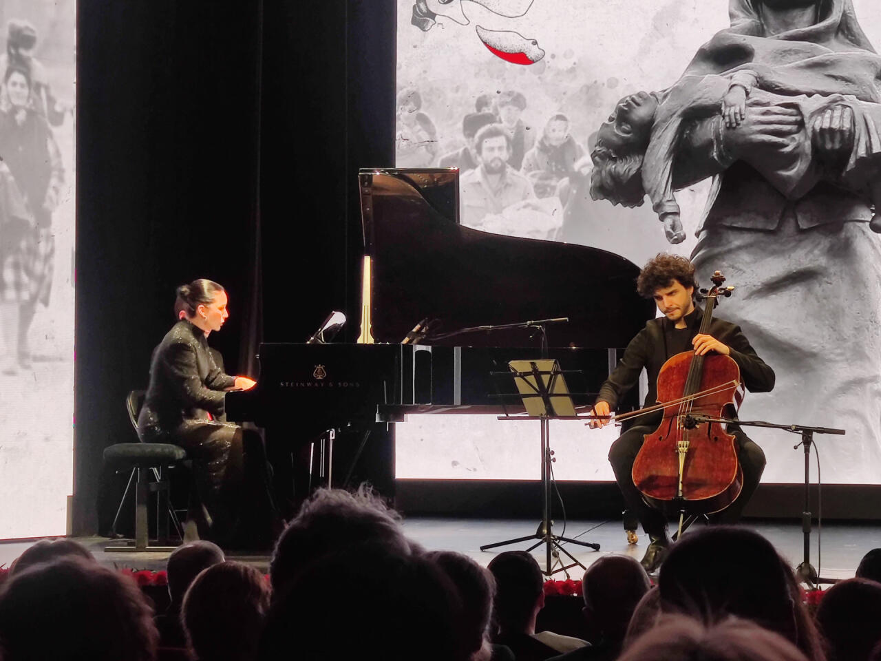 В Париже почтили память жертв Ходжалы