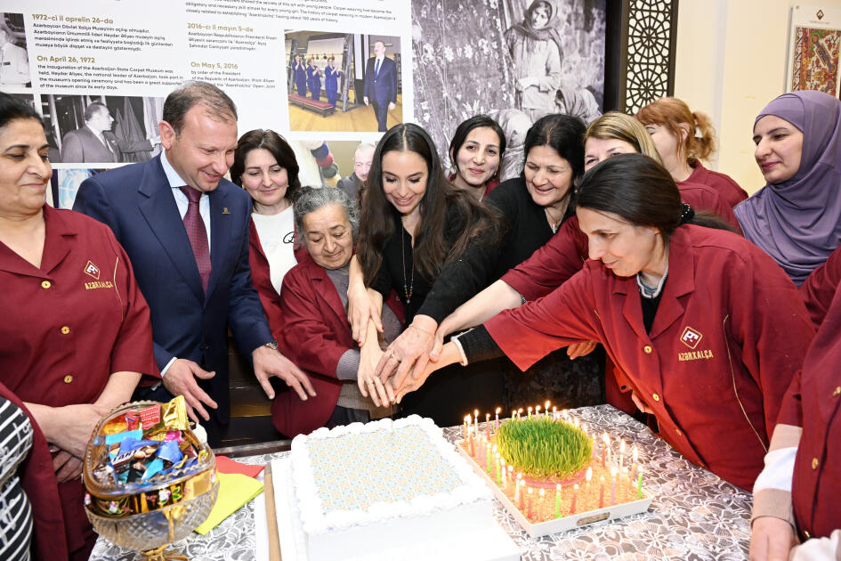 Лейла Алиева приняла участие в церемонии срезки ковров