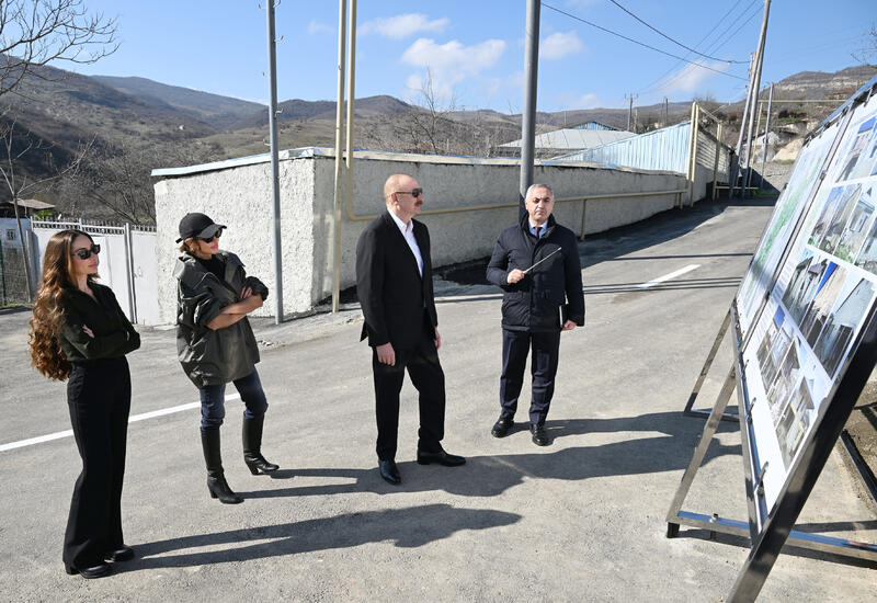 Президент Ильхам Алиев и Первая леди Мехрибан Алиева ознакомились с проделанными работами в селе Ханабад Ходжалинского района