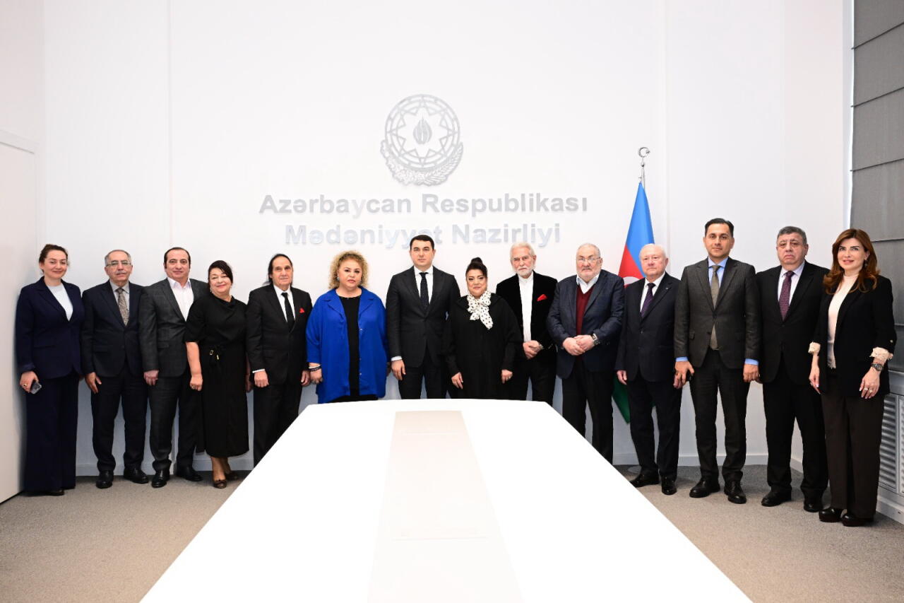 В минкультуры Азербайджана состоялась встреча с группой юбиляров