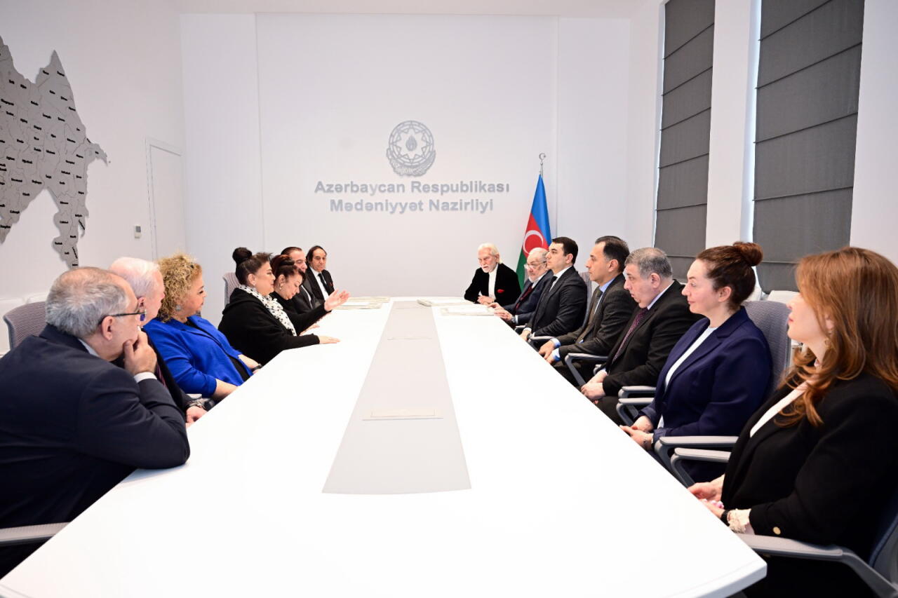 В минкультуры Азербайджана состоялась встреча с группой юбиляров