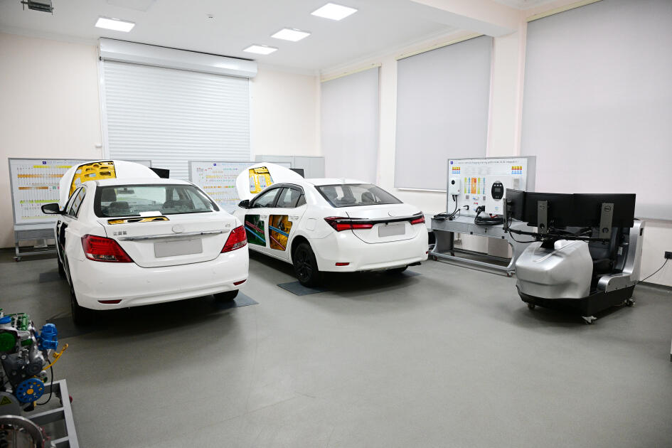 Prezident İlham Əliyev Lənkəran Dövlət Peşə Təhsil Mərkəzinin açılışında iştirak edib