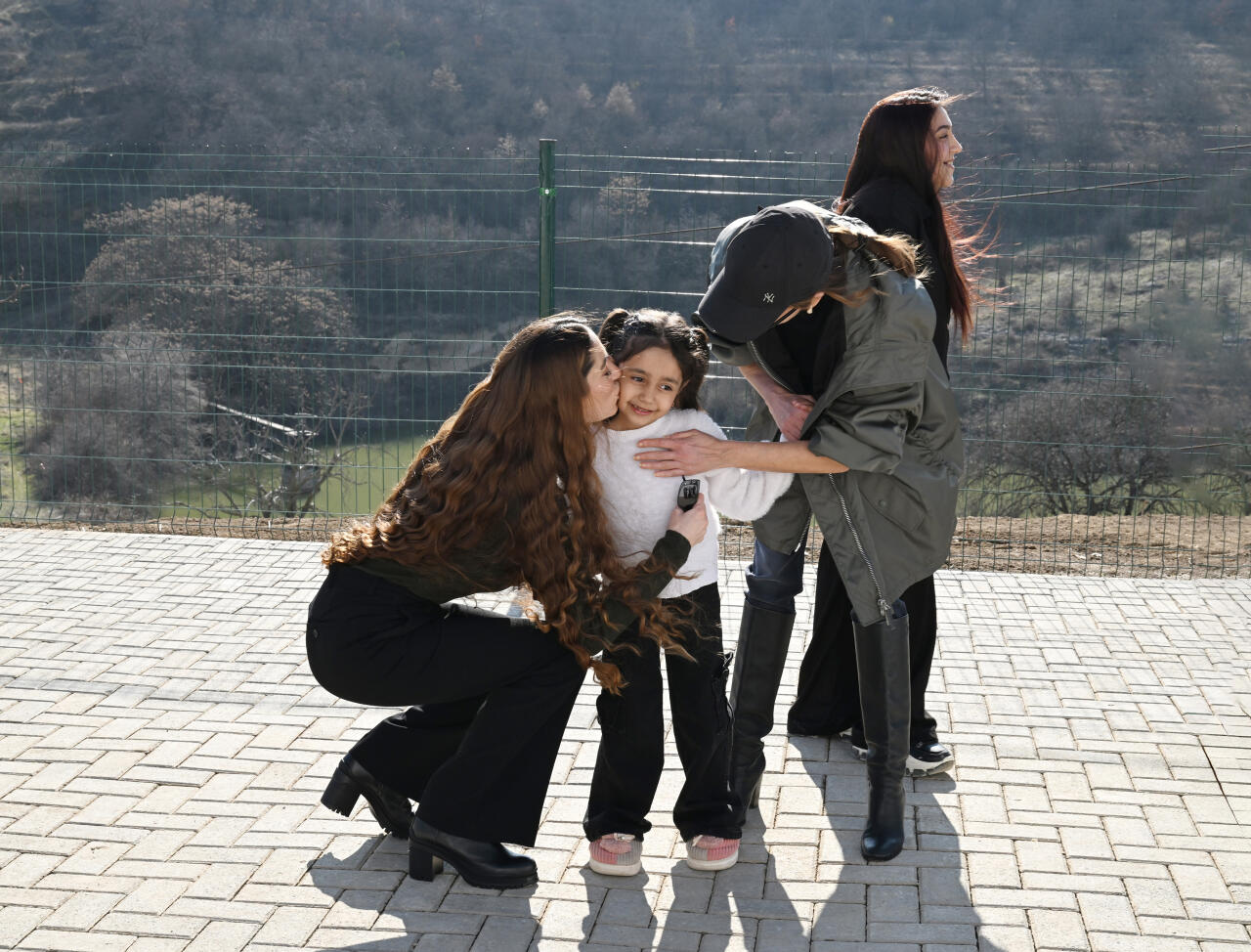 Президент Ильхам Алиев и Первая леди Мехрибан Алиева ознакомились с проделанными работами в селе Ханабад Ходжалинского района