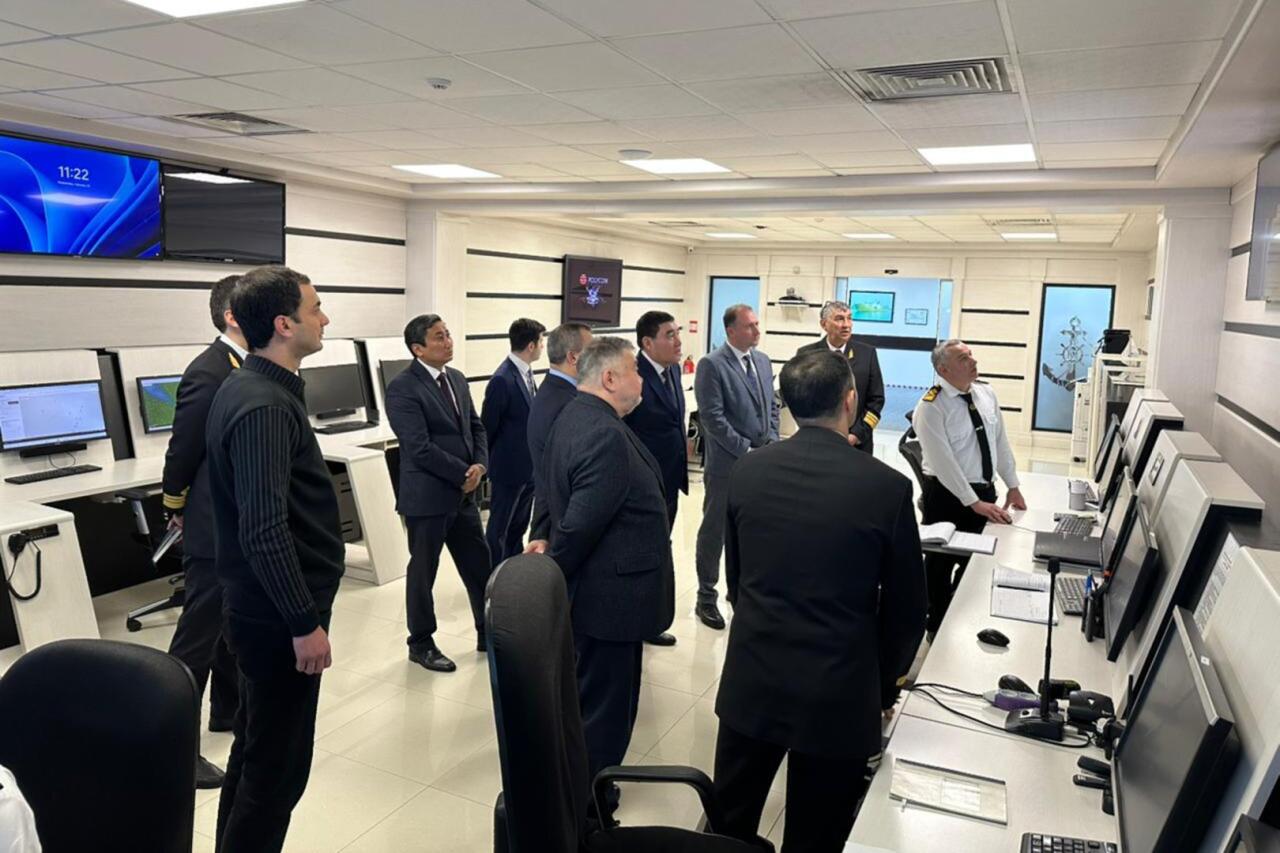 В Морском и портовом агентстве Азербайджана прошла встреча с казахстанской делегацией