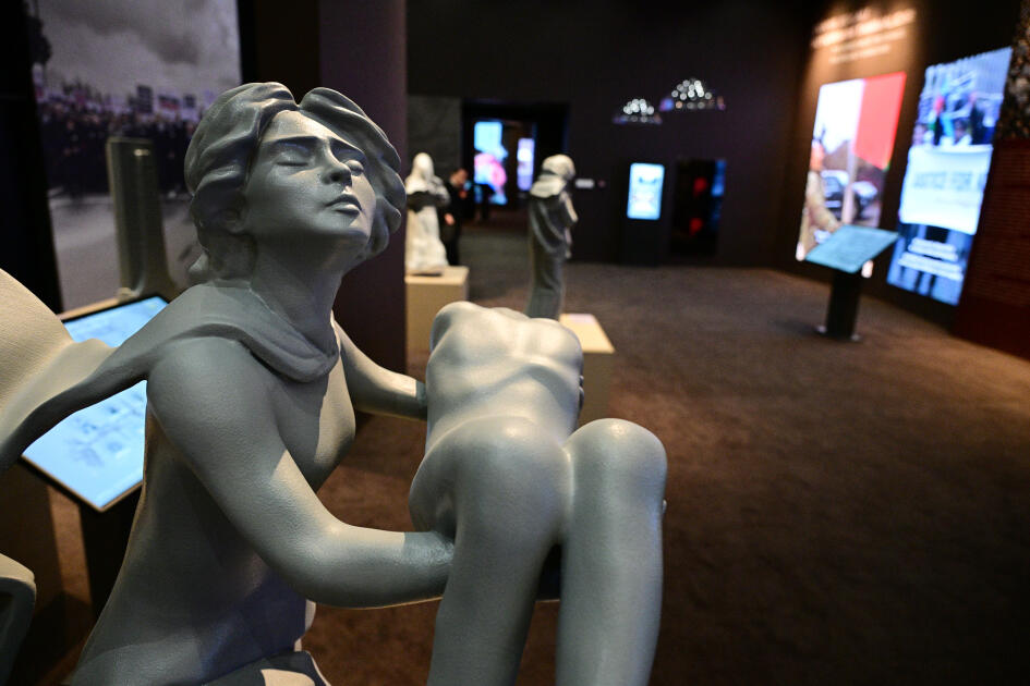 Prezident İlham Əliyev və Birinci xanım Mehriban Əliyeva Xocalı Soyqırımı Memorialının açılışında iştirak ediblər