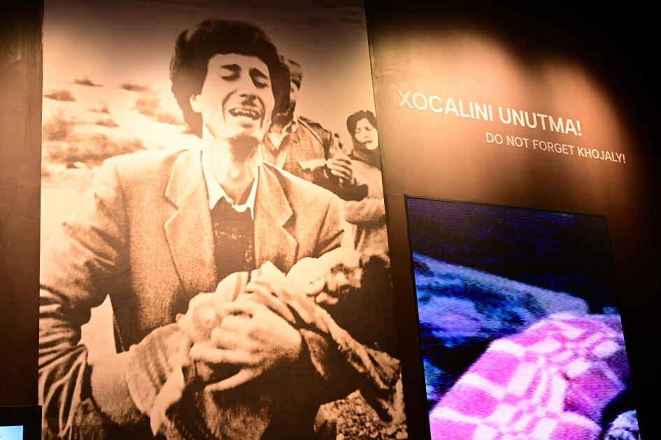 Prezident İlham Əliyev və Birinci xanım Mehriban Əliyeva Xocalı Soyqırımı Memorialının açılışında iştirak ediblər