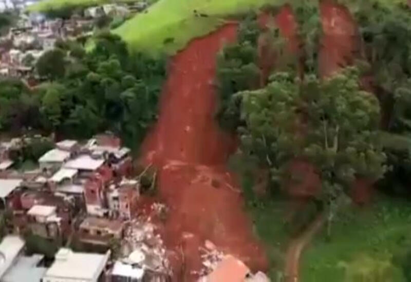 Десятки человек погибли при наводнениях в Бразилии