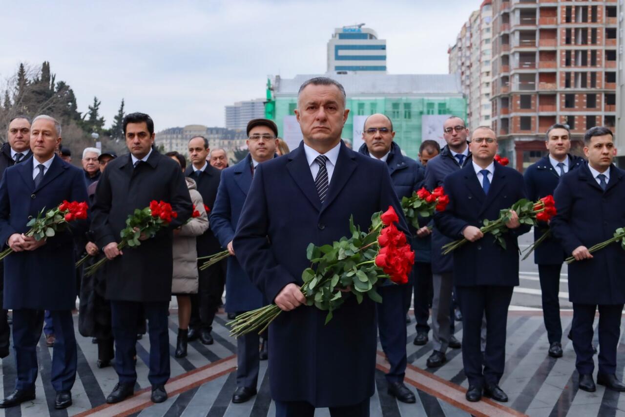 Руководство Минздрава почтило память жертв Ходжалинского геноцида