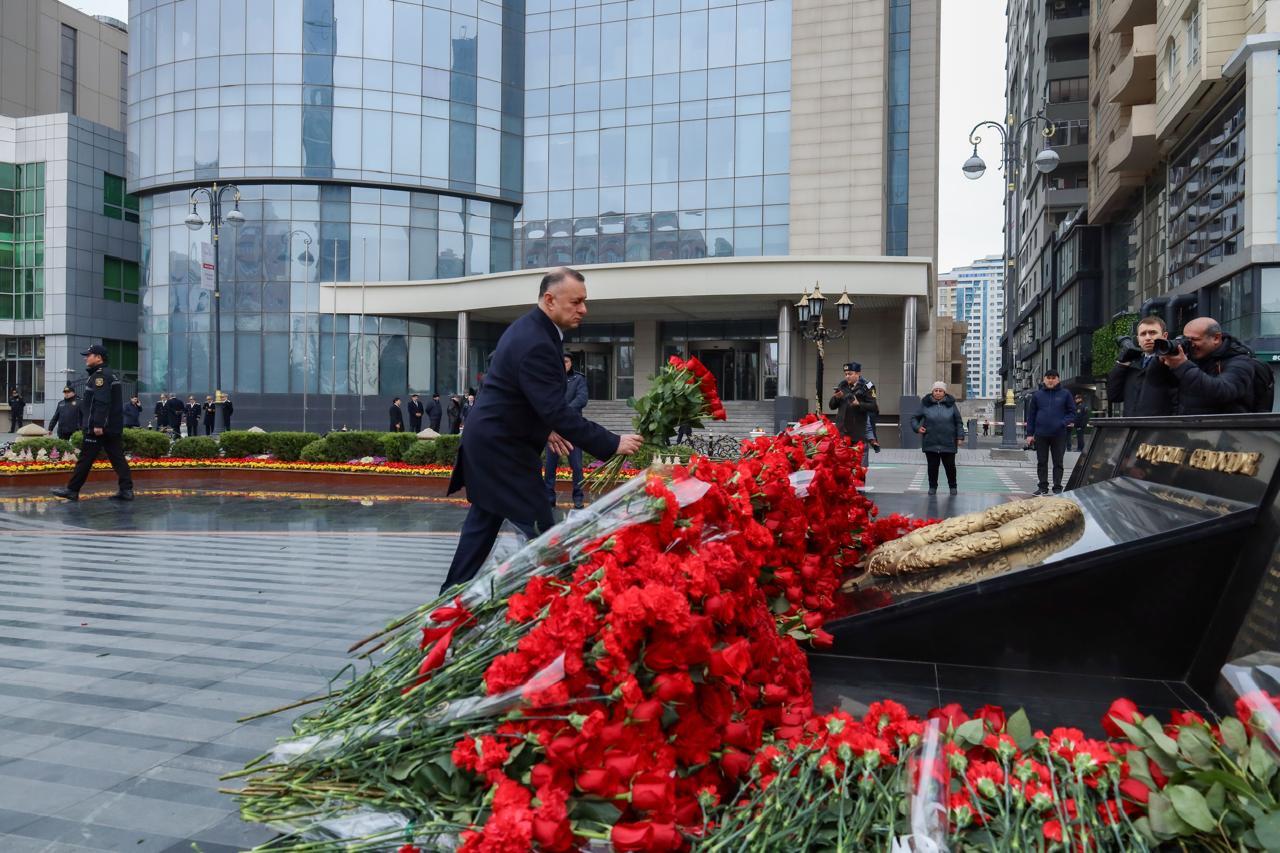 Руководство Минздрава почтило память жертв Ходжалинского геноцида