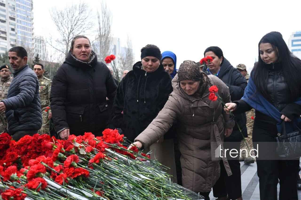 Азербайджанский народ чтит память жертв Ходжалинского геноцида