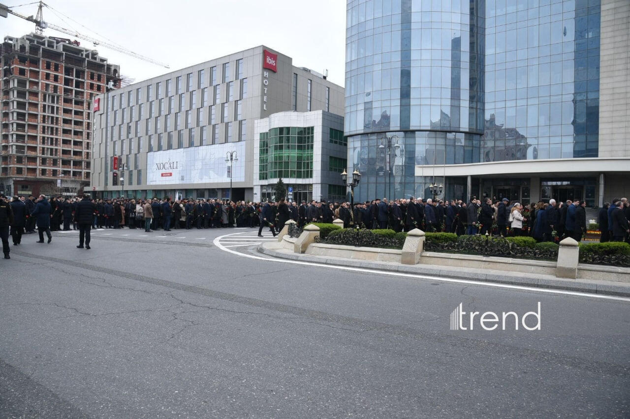 Азербайджанский народ чтит память жертв Ходжалинского геноцида