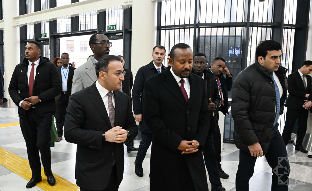 Efiopiyanın Baş naziri "ASAN xidmət" mərkəzini ziyarət edib