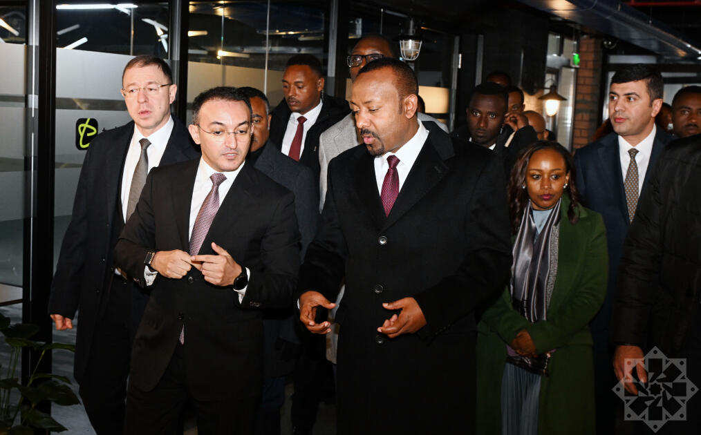 Efiopiyanın Baş naziri "ASAN xidmət" mərkəzini ziyarət edib