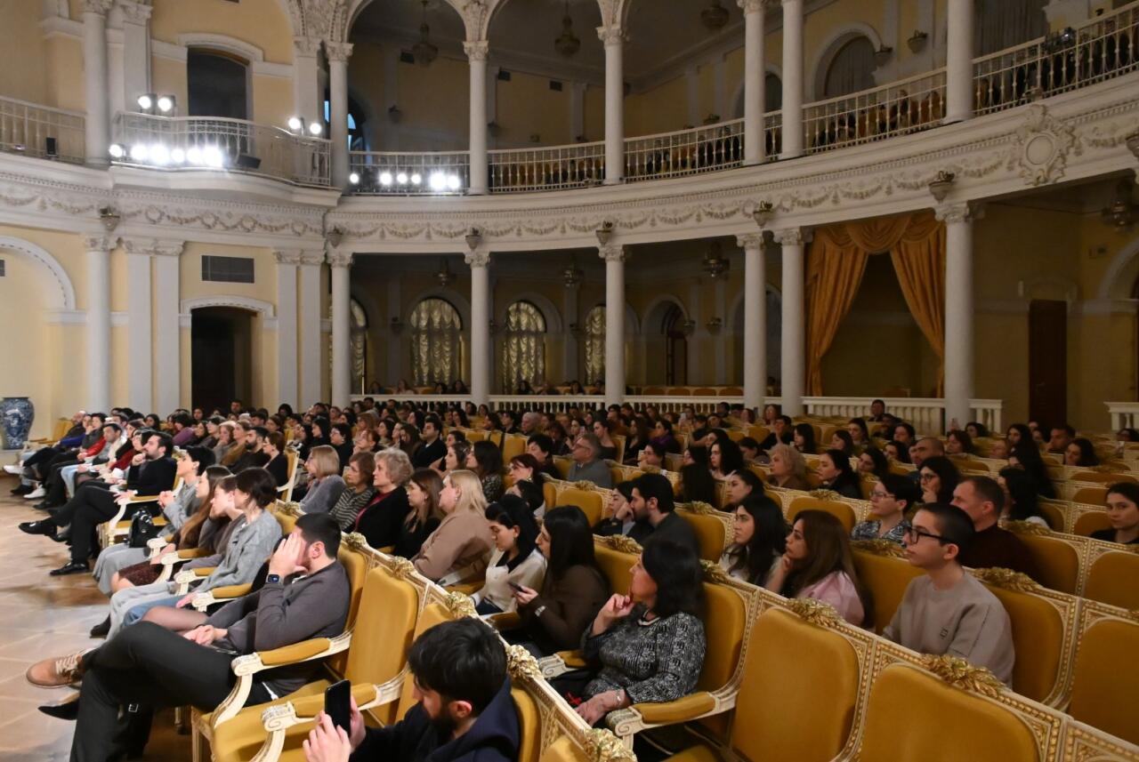 Южная Корея и Азербайджан на одной волне - сквозь эпохи и стили